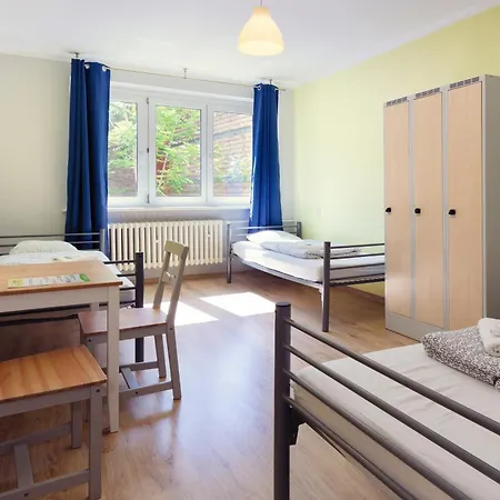 Patio Dorms * Братислава