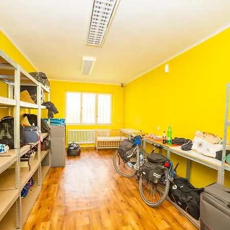 Patio Dorms Хостел