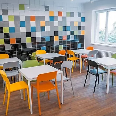 Patio Dorms * 브라티슬라바