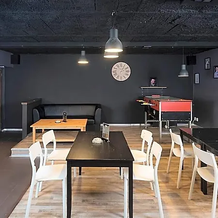 호스텔 Patio Dorms