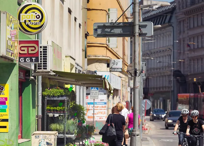 Hostel Patio Dorms *
