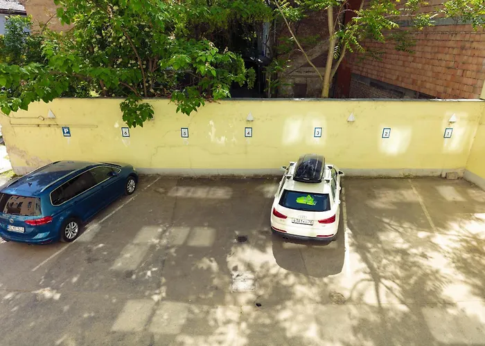 Patio Dorms Hostel *