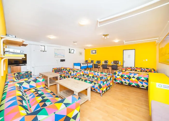 Albergue Patio Dorms *