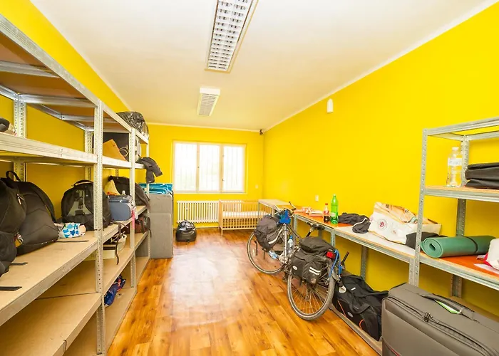 Patio Dorms Albergue